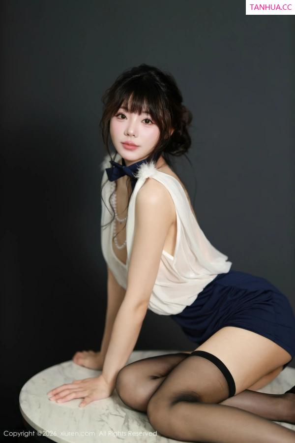 佘贝拉  [XiuRen]高清写真图 2026.01.05 No.11191 佘贝拉Bella 薄纱服饰第12张图片